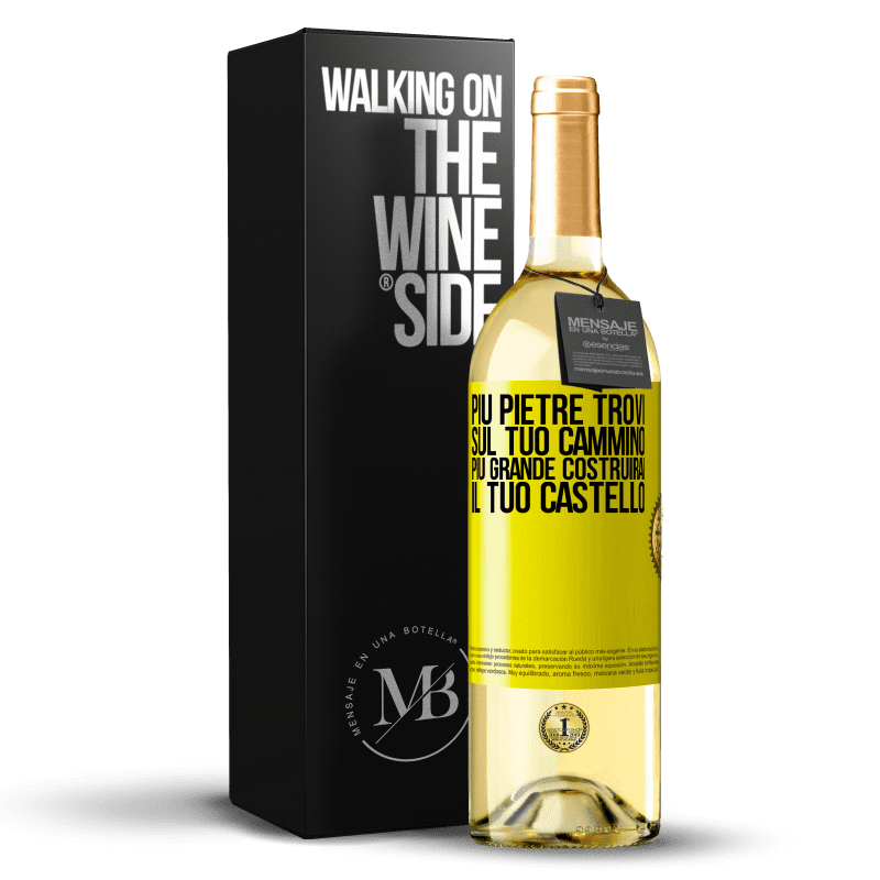 29,95 € Spedizione Gratuita | Vino bianco Edizione WHITE Più pietre trovi sul tuo cammino, più grande costruirai il tuo castello Etichetta Gialla. Etichetta personalizzabile Vino giovane Raccogliere 2024 Verdejo