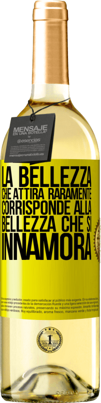 29,95 € | Vino bianco Edizione WHITE La bellezza che attira raramente corrisponde alla bellezza che si innamora Etichetta Gialla. Etichetta personalizzabile Vino giovane Raccogliere 2025 Verdejo