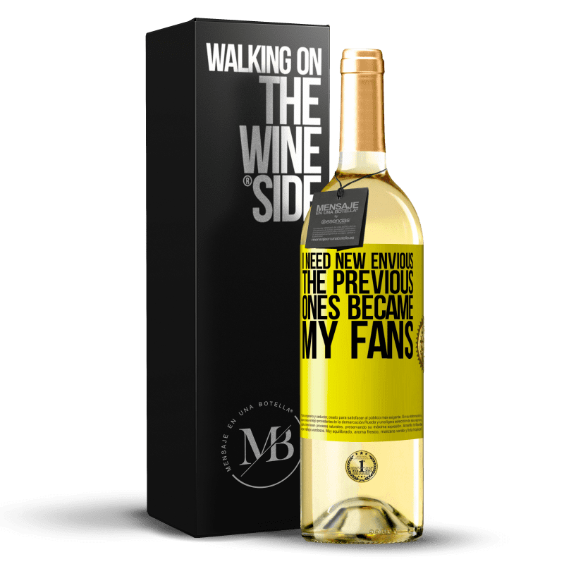 29,95 € 送料無料 | 白ワイン WHITEエディション 新しいnewが必要です。前のものは私のファンになりました 黄色のラベル. カスタマイズ可能なラベル 若いワイン 収穫 2023 Verdejo
