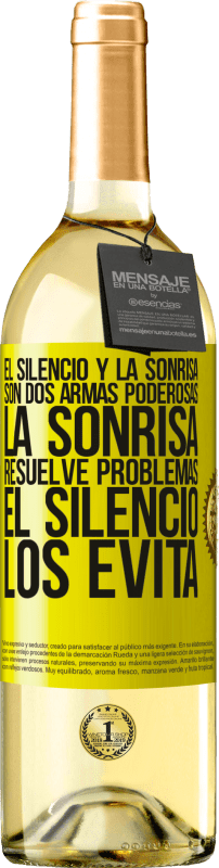 29,95 € | Vino Blanco Edición WHITE El silencio y la sonrisa son dos armas poderosas. La sonrisa resuelve problemas, el silencio los evita Etiqueta Amarilla. Etiqueta personalizable Vino joven Cosecha 2025 Verdejo