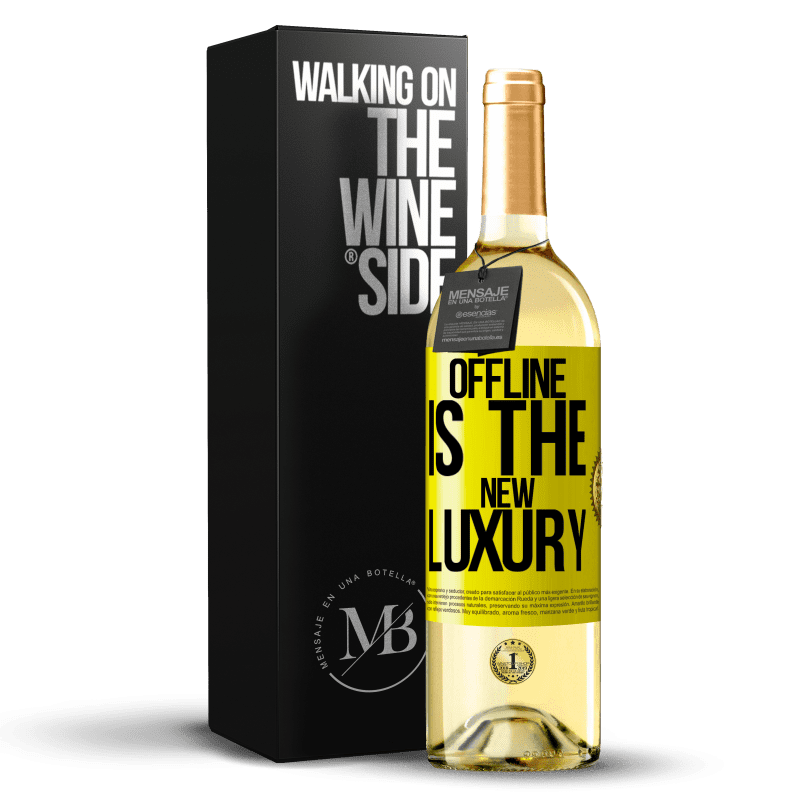 29,95 € Envio grátis | Vinho branco Edição WHITE Offline is the new luxury Etiqueta Amarela. Etiqueta personalizável Vinho jovem Colheita 2023 Verdejo