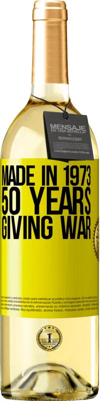 29,95 € | Белое вино Издание WHITE Сделано в 1973 году. 50 лет войны Желтая этикетка. Настраиваемая этикетка Молодое вино Урожай 2023 Verdejo