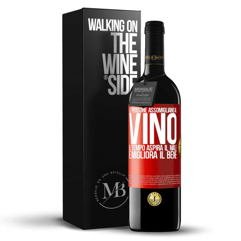 39,95 € Spedizione Gratuita | Vino rosso Edizione RED MBE Riserva Le persone assomigliano al vino. Il tempo aspira il male e migliora il bene Etichetta Rossa. Etichetta personalizzabile Riserva 12 Mesi Raccogliere 2015 Tempranillo