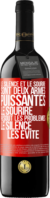39,95 € | Vin rouge Édition RED MBE Réserve Le silence et le sourire sont deux armes puissantes. Le sourire résout les problèmes, le silence les évite Étiquette Rouge. Étiquette personnalisable Réserve 12 Mois Récolte 2016 Tempranillo