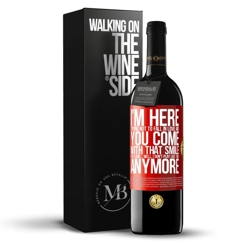 29,95 € Free Shipping | Red Wine RED Edition Crianza 6 Months I here trying not to fall in love and you leave me with that smile, that look ... well, I don't play that way Red Label. Customizable label Aging in oak barrels 6 Months Harvest 2020 Tempranillo