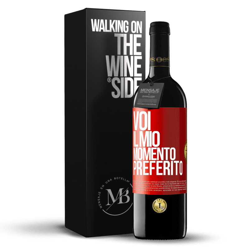 39,95 € Spedizione Gratuita | Vino rosso Edizione RED MBE Riserva Voi. Il mio momento preferito Etichetta Rossa. Etichetta personalizzabile Riserva 12 Mesi Raccogliere 2014 Tempranillo