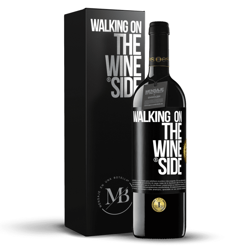 39,95 € Kostenloser Versand | Rotwein RED Ausgabe MBE Reserve Walking on the Wine Side® Schwarzes Etikett. Anpassbares Etikett Reserve 12 Monate Ernte 2015 Tempranillo