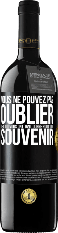 39,95 € | Vin rouge Édition RED MBE Réserve Vous ne pouvez pas oublier ceux qui vous ont tant donné pour vous souvenir Étiquette Noire. Étiquette personnalisable Réserve 12 Mois Récolte 2014 Tempranillo