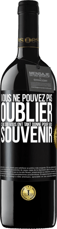 39,95 € Envoi gratuit | Vin rouge Édition RED MBE Réserve Vous ne pouvez pas oublier ceux qui vous ont tant donné pour vous souvenir Étiquette Noire. Étiquette personnalisable Réserve 12 Mois Récolte 2016 Tempranillo