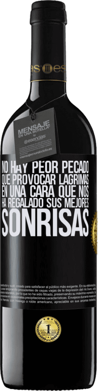 39,95 € | Vino Tinto Edición RED MBE Reserva No hay peor pecado que provocar lágrimas en una cara que nos ha regalado sus mejores sonrisas Etiqueta Negra. Etiqueta personalizable Reserva 12 Meses Cosecha 2015 Tempranillo