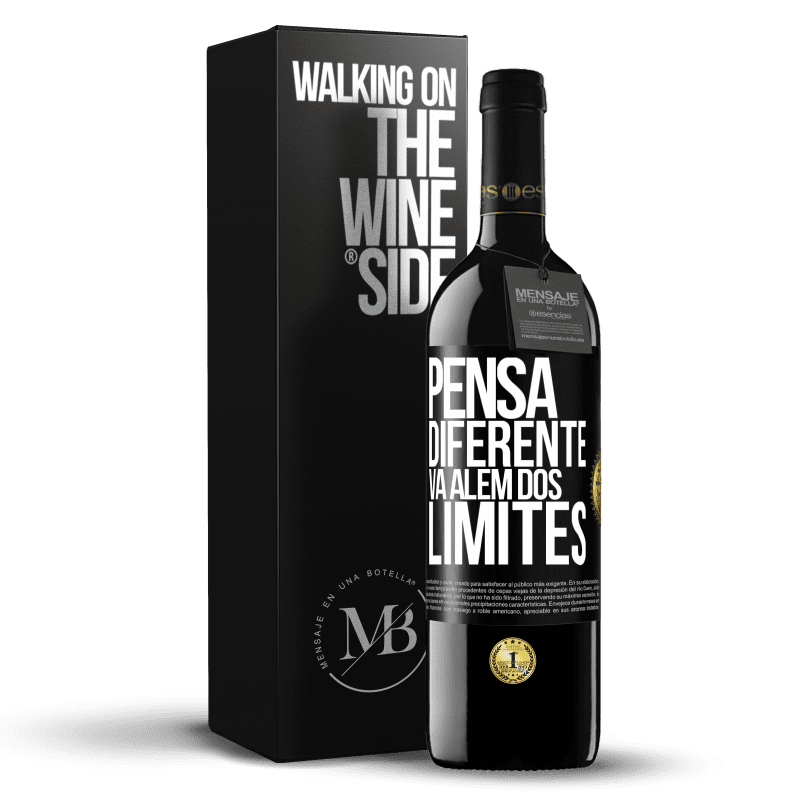 39,95 € Envio grátis | Vinho tinto Edição RED MBE Reserva Pensa diferente. Vá além dos limites Etiqueta Preta. Etiqueta personalizável Reserva 12 Meses Colheita 2014 Tempranillo