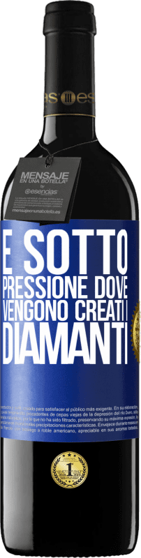 39,95 € | Vino rosso Edizione RED MBE Riserva È sotto pressione dove vengono creati i diamanti Etichetta Blu. Etichetta personalizzabile Riserva 12 Mesi Raccogliere 2015 Tempranillo