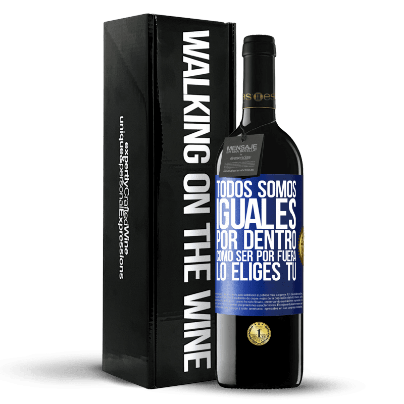 39,95 € Envío gratis | Vino Tinto Edición RED MBE Reserva Todos somos iguales por dentro, cómo ser por fuera lo eliges tú Etiqueta Azul. Etiqueta personalizable Reserva 12 Meses Cosecha 2016 Tempranillo