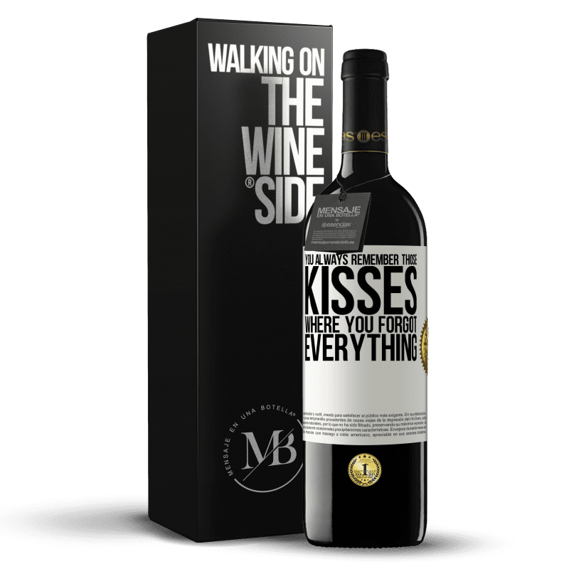 39,95 € Free Shipping | Red Wine RED Edition MBE Reserve You always remember those kisses where you forgot everything White Label. Customizable label Reserve 12 Months Harvest 2014 Tempranillo