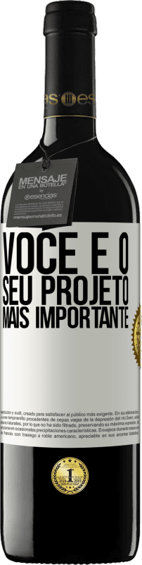 39,95 € Envio grátis | Vinho tinto Edição RED MBE Reserva Você é o seu projeto mais importante Etiqueta Branca. Etiqueta personalizável Reserva 12 Meses Colheita 2016 Tempranillo