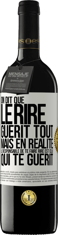39,95 € | Vin rouge Édition RED MBE Réserve On dit que le rire guérit tout, mais en réalité, le responsable de te faire rire est celui qui te guérit Étiquette Blanche. Étiquette personnalisable Réserve 12 Mois Récolte 2016 Tempranillo