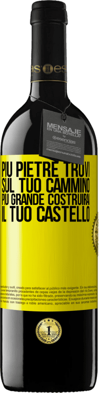 39,95 € Spedizione Gratuita | Vino rosso Edizione RED MBE Riserva Più pietre trovi sul tuo cammino, più grande costruirai il tuo castello Etichetta Gialla. Etichetta personalizzabile Riserva 12 Mesi Raccogliere 2016 Tempranillo