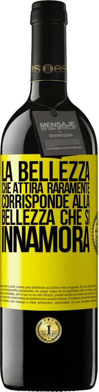 39,95 € | Vino rosso Edizione RED MBE Riserva La bellezza che attira raramente corrisponde alla bellezza che si innamora Etichetta Gialla. Etichetta personalizzabile Riserva 12 Mesi Raccogliere 2015 Tempranillo