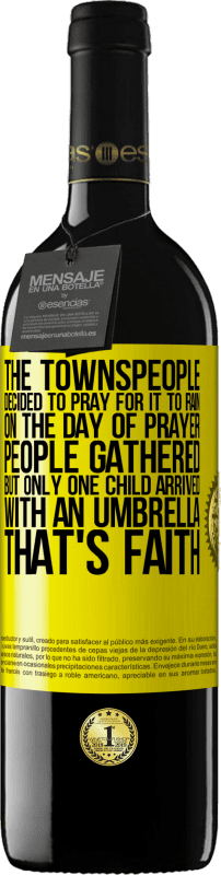 «Горожане решили помолиться за это дождем. В день молитвы собрались люди, но приехал только один ребенок с зонтиком. ЭТО ВЕРА» Издание RED MBE Бронировать