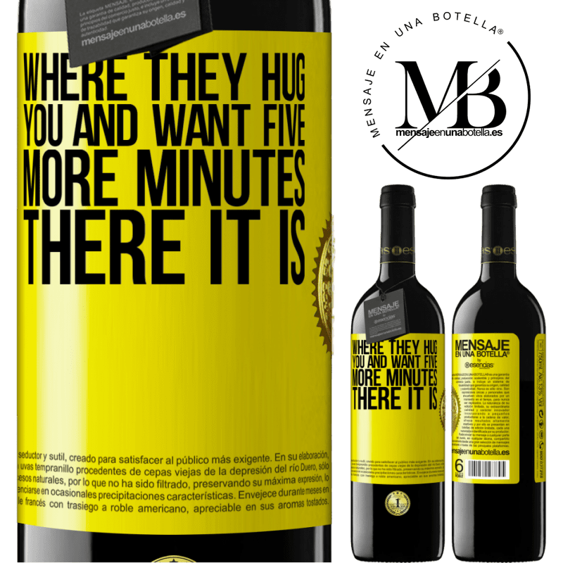 24,95 € Free Shipping | Red Wine RED Edition Crianza 6 Months Where they hug you and want five more minutes, there it is Yellow Label. Customizable label Aging in oak barrels 6 Months Harvest 2019 Tempranillo