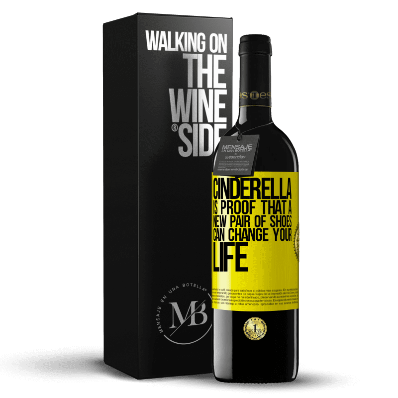 39,95 € Free Shipping | Red Wine RED Edition MBE Reserve Cinderella is proof that a new pair of shoes can change your life Yellow Label. Customizable label Reserve 12 Months Harvest 2015 Tempranillo