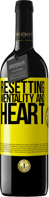 39,95 € | Красное вино Издание RED MBE Бронировать Сброс менталитета и сердца Желтая этикетка. Настраиваемая этикетка Бронировать 12 Месяцы Урожай 2016 Tempranillo