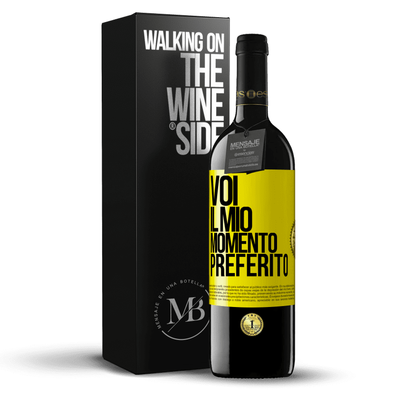 39,95 € Spedizione Gratuita | Vino rosso Edizione RED MBE Riserva Voi. Il mio momento preferito Etichetta Gialla. Etichetta personalizzabile Riserva 12 Mesi Raccogliere 2014 Tempranillo