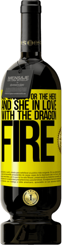 49,95 € | 赤ワイン プレミアム版 MBS® 予約する すべてがヒーローを待ち、ドラゴンの火を愛する彼女 黄色のラベル. カスタマイズ可能なラベル 予約する 12 月 収穫 2014 Tempranillo