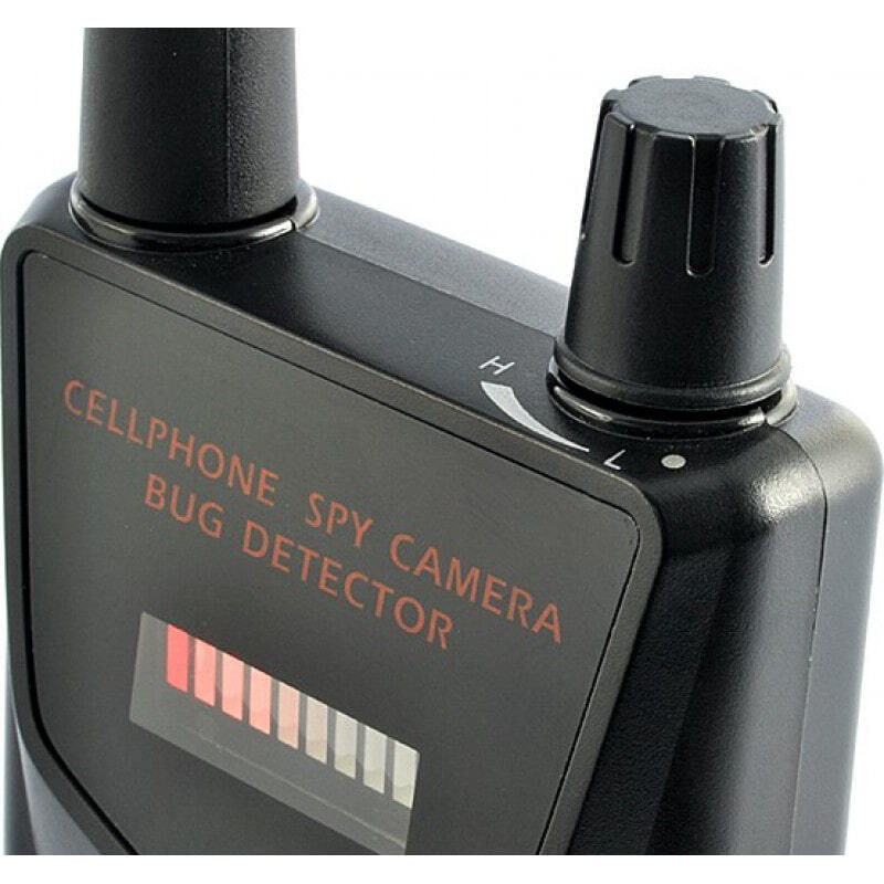 Signal Detectors Portable wireless anti-spy detector. Hidden camera detector. Spy audio detector