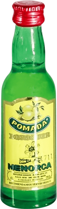 68,95 € Envoi gratuit | Boîte de 24 unités Sangria Limonade au Vin Xoriguer Pomada Mini-Bouteille 5 cl
