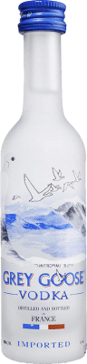 Бесплатная доставка | Коробка из 96 единиц Водка Grey Goose Франция Мини-бутылка 5 cl