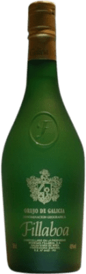 Envio grátis | Aguardente Orujo Fillaboa Galiza Espanha Garrafa Medium 50 cl