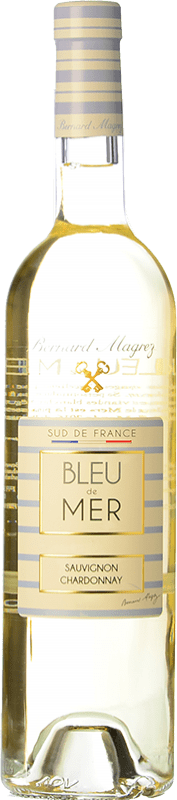 Бесплатная доставка | Белое вино Bernard Magrez Bleu de Mer I.G.P. Vin de Pays d'Oc Лангедок Франция Chardonnay, Sauvignon White 75 cl