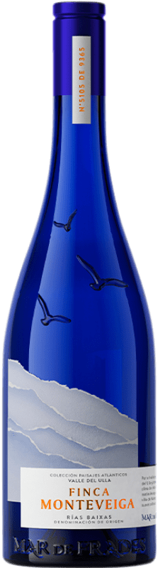 58,95 € Free Shipping | White wine Mar de Frades Finca Monteveiga D.O. Rías Baixas