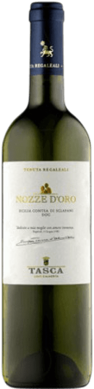 Free Shipping | White wine Tenuta Regaleali Tasca Nozze d'Oro Aged D.O.C. Italy Italy Sauvignon White, Inzolia 75 cl