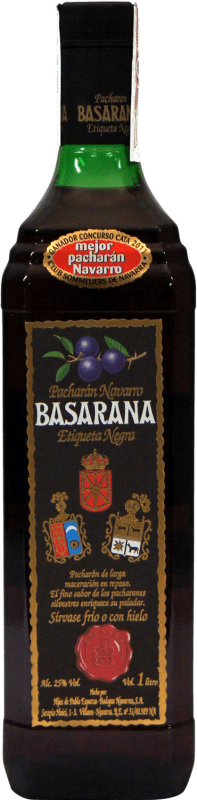 Envío gratis | Pacharán Bodegas Navarras Basarana Etiqueta Negra Navarra España 1 L