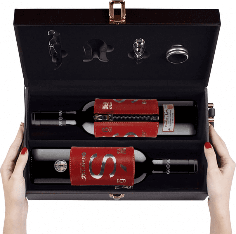 59,95 € | Red wine Esencias LUXURY Case-Briefcase with 2 Exclusive Premium Wines LIMITED EDITION Leather Label and Set of 4 Accessories Crianza I.G.P. Vino de la Tierra de Castilla y León Castilla y León Spain Tempranillo Bottle 75 cl