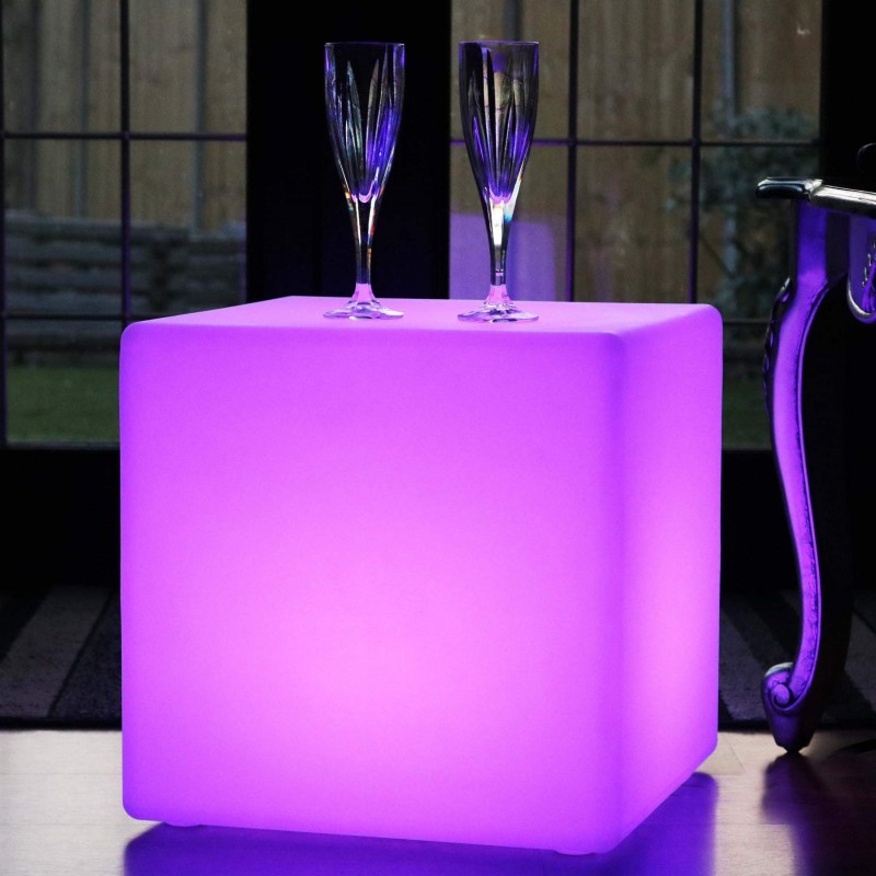 58,95 € Free Shipping | Furniture with lighting LED RGBW Cubic Shape 35×35 cm. Wireless RGB multicolor LED light cube. Remote control. Solar recharge. 12 integrated LEDs Terrace, garden and facilities. Polyethylene