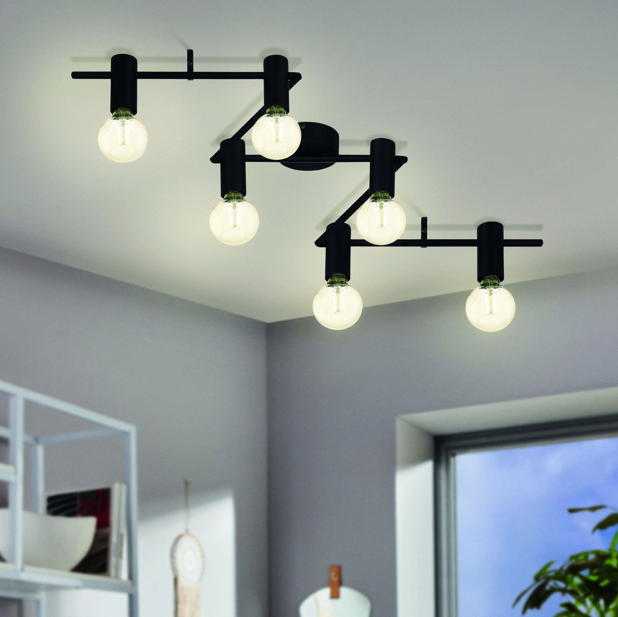 89,95 € Spedizione Gratuita | Lampada da soffitto Eglo Passa 161×12 cm. Plafoniera Acciaio. Colore nero