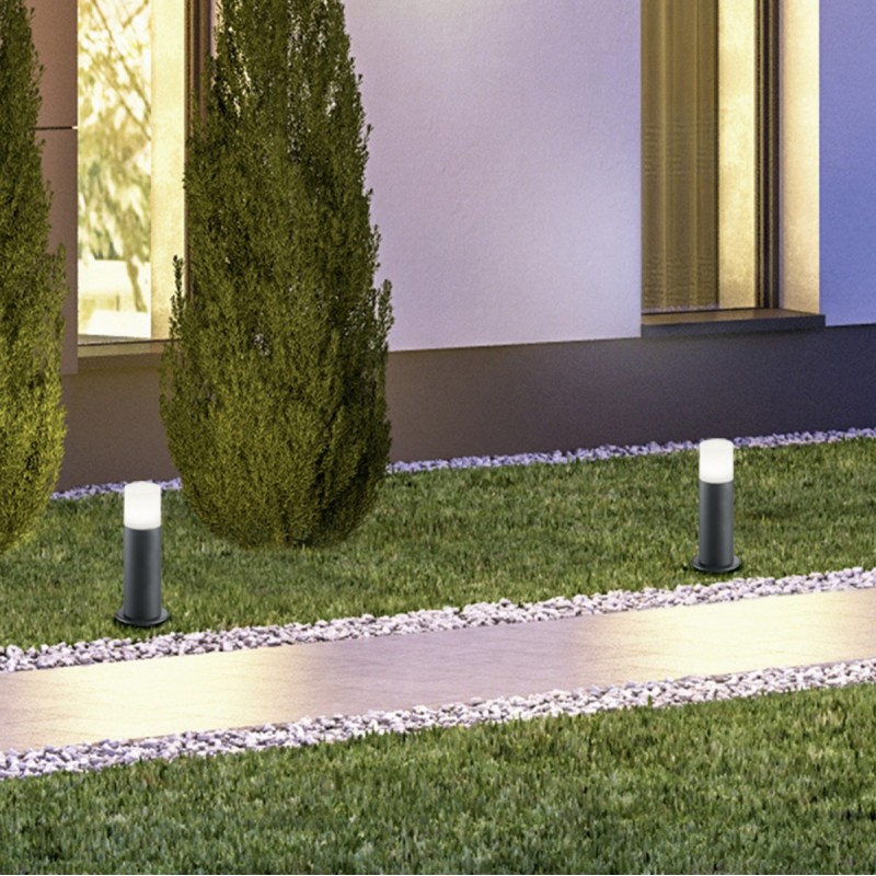 39,95 € Free Shipping | Luminous beacon Trio Hoosic Ø 12 cm. Vertical pole luminaire Terrace and garden. Modern Style. Cast aluminum. Anthracite Color