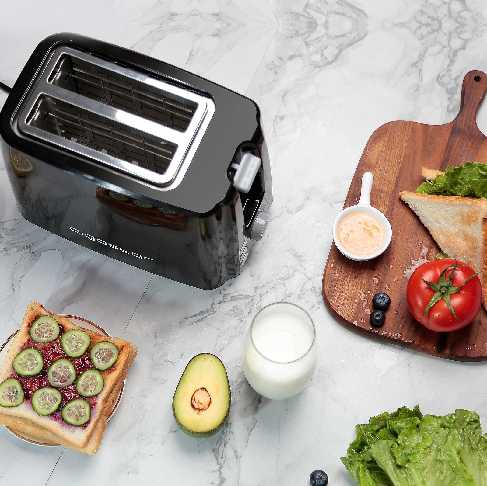 19,95 € Envío gratis | Electrodoméstico de cocina Aigostar 750W 26×18 cm. Tostadora con potencia ajustable Pmma. Color negro