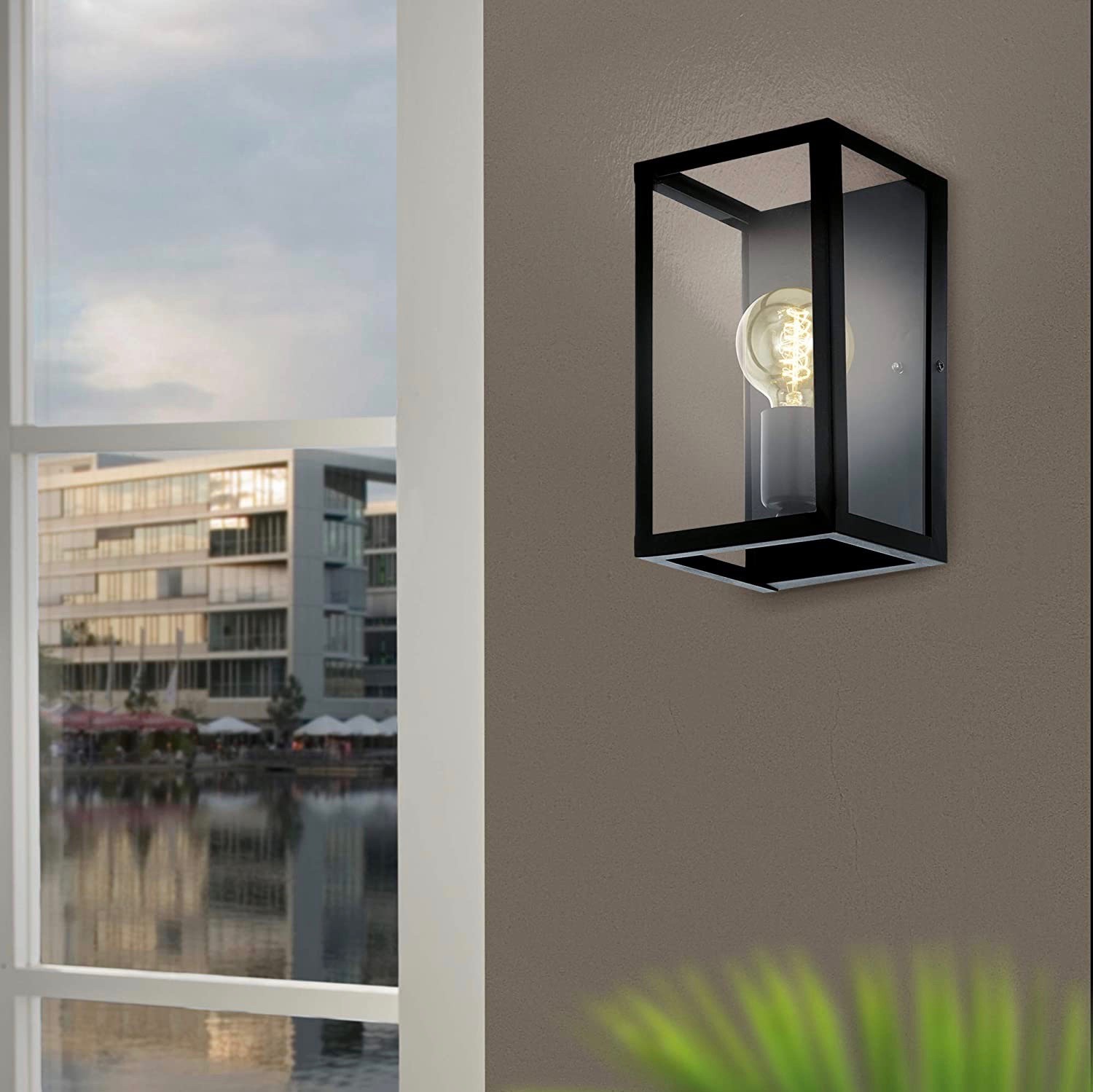 79,95 € Spedizione Gratuita | Lampada da parete per interni Eglo 60W 28×16 cm. Colore nero